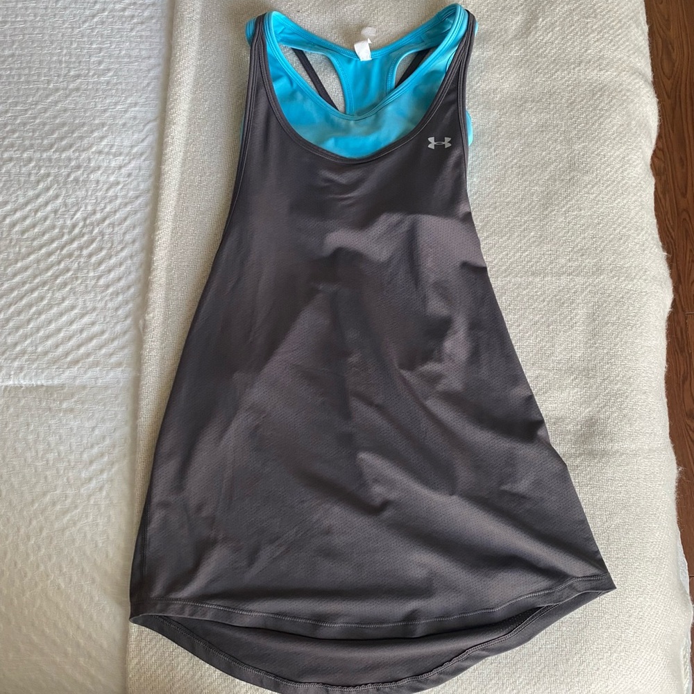 Under Armour Womens Tank Top. Size: Small. Color: Grey.
